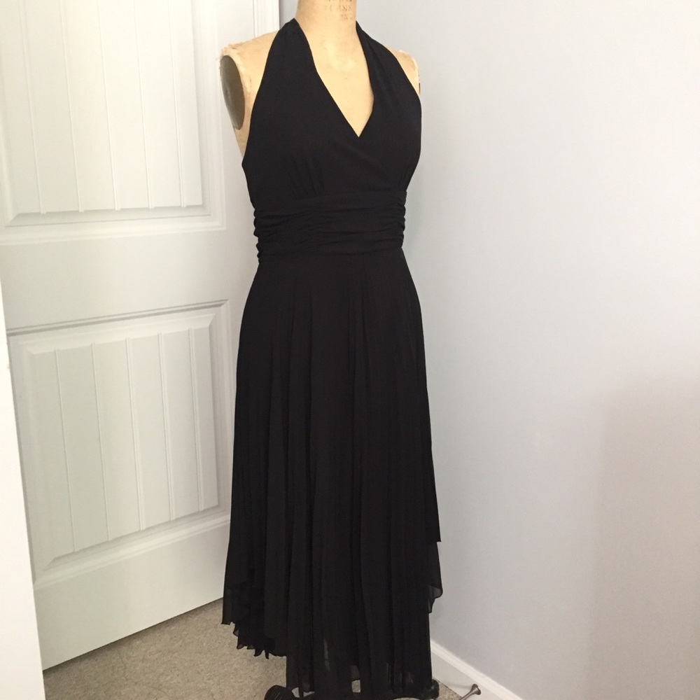 Chiffon Halter Dress by Cato. Size 12